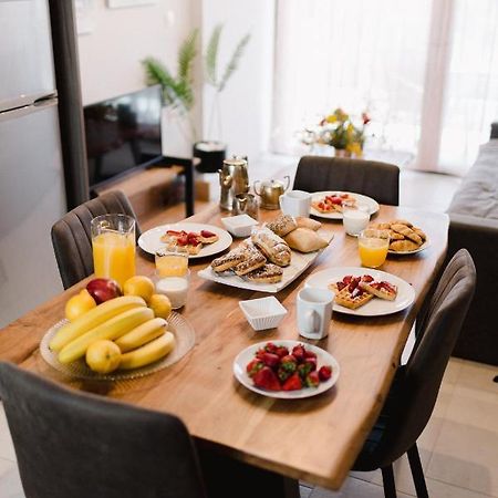 Ariti Luxury Apartment, นิเกียนา ภายนอก รูปภาพ