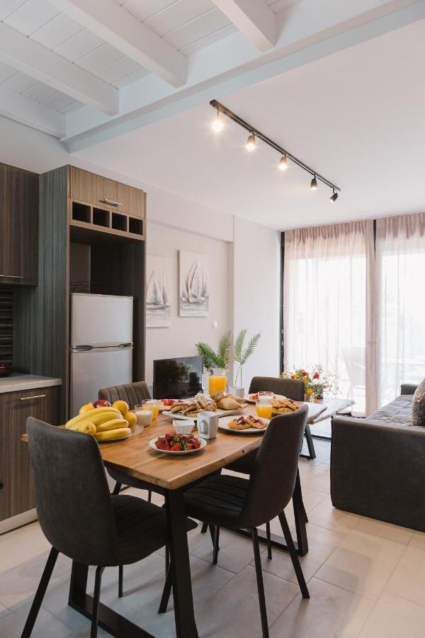 Ariti Luxury Apartment, นิเกียนา ภายนอก รูปภาพ