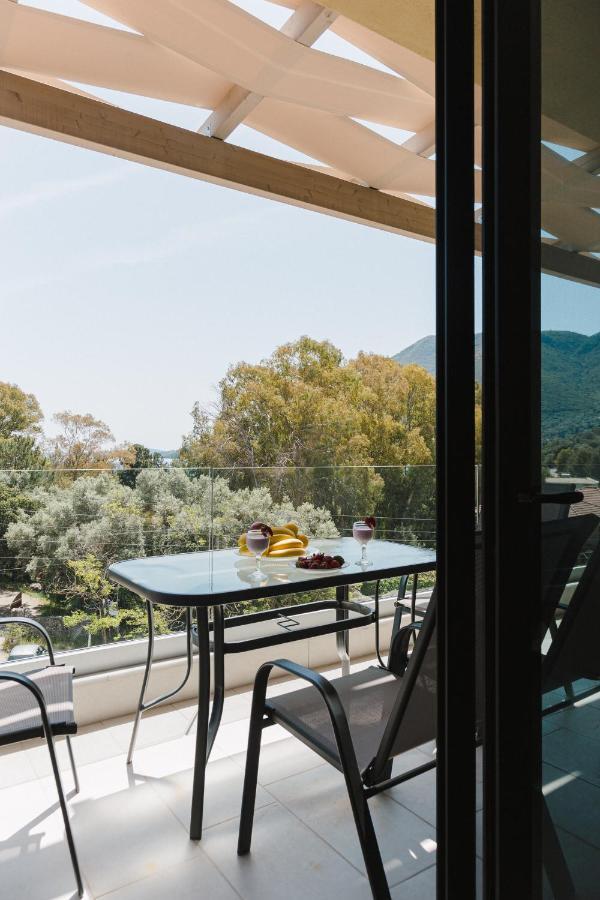 Ariti Luxury Apartment, นิเกียนา ภายนอก รูปภาพ